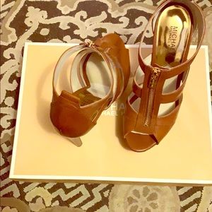 Women’s Dress shoes